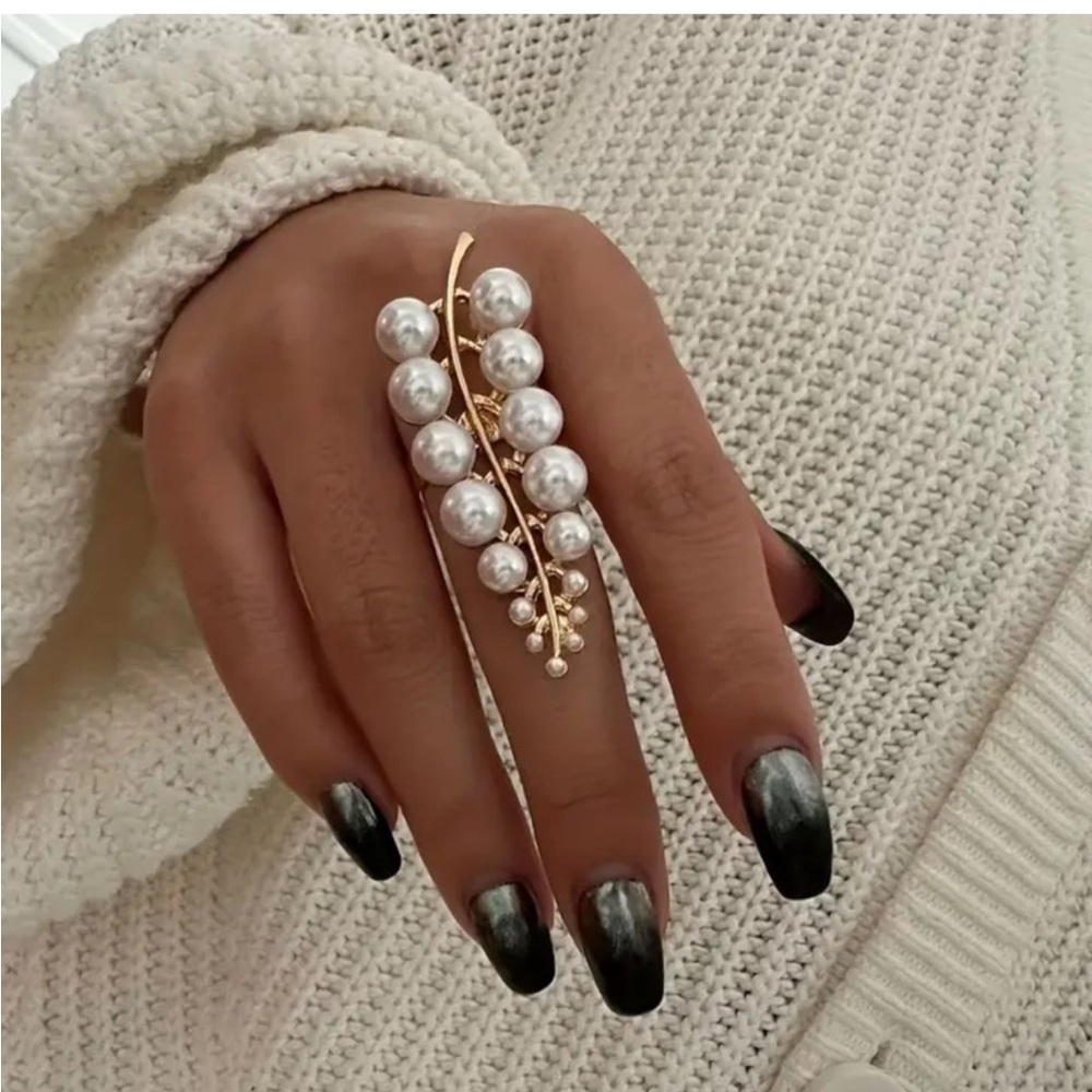 Gold Long Shell Pearl Leaf Adjustable Ring